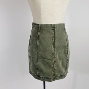 FREE PEOPLE Drab Olive Stretch Mini Skirt Womens XS